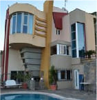 Villas & Bungalows